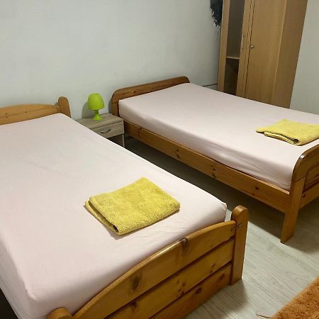 Doppelbett Zimmer Mit Gemeinschaftbad Borgholzhausen 外观 照片